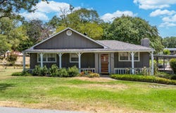 1210 Aloha Rd, Tool, TX 75143