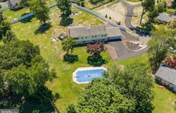 11 WILLIAMS Lane, YARDLEY, PA 19067