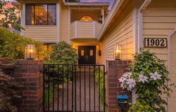 1902 SPICETREE Ln SE, Salem, OR 97306