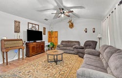 205 E Paloma Street, Nahunta, GA 31553