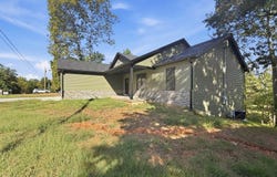 244 Quail Run Rd, Brandenburg, KY 40108