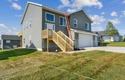 1000 S 11th Ave., Washington, IA 52353
