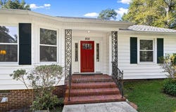 800 W 15th St, Laurel, MS 39440