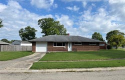 5669 Traymore Drive, Huber Heights, OH 45424