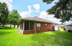 2367 Parc Pl, Florence, AL 35630