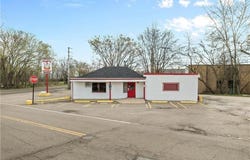 1494 Waterloo Road, Barberton, OH 44203