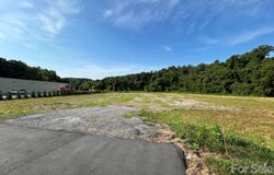4450 US 70 Highway E, Marion, NC 28752