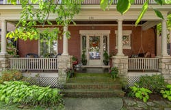 230 E Bell Court, Lexington, KY 40508