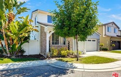 6754 Rhea Ct, Reseda, CA 91335