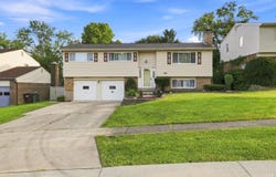 1882 Fallbrook Lane, Springfield Twp., OH 45240