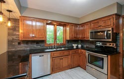 210 Interwood Drive, Glencoe, MN 55336