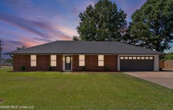 6405 Chickasaw Drive, Olive Branch, MS 38654