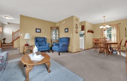 7941 S Cecily Dr, Oak Creek, WI 53154