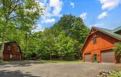 482 E Dover Road, Wardsboro, VT 05355