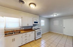 302 E Tenth St, Shattuck, OK 73858