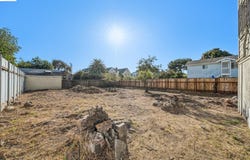 1717 9TH ST, Oakland, CA 94607