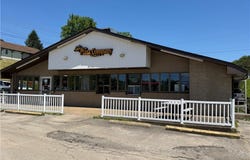 4697 Sr 51, Rostraver, PA 15012