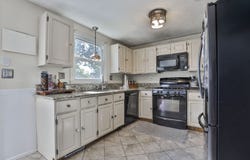 720 Hypine Rd, Dracut, MA 01826