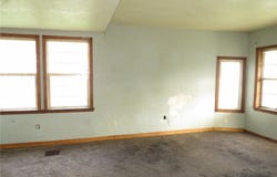 1119 Charles St, Stowe Twp, PA 15136