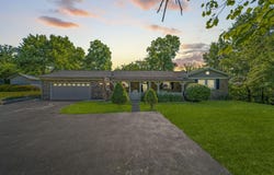 800 White Oak Drive, Springfield, OH 45504