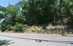 Henderson St, Pittsburgh, PA 15212