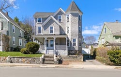 293 Albion St, Wakefield, MA 01880