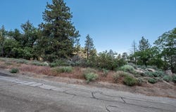 25880 Wilderness Way, Tehachapi, CA 93561