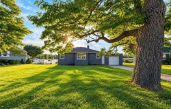 1963 Deermont Avenue NW, Massillon, OH 44647