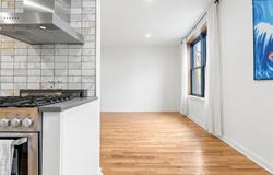 140 7th Avenue, New York, NY 10011