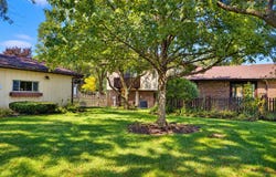 212 Pfaff Drive, Frankfort, IL 60423