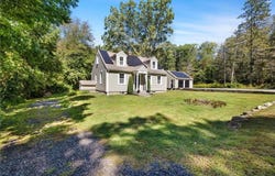 677 Central Pike, Scituate, RI 02857