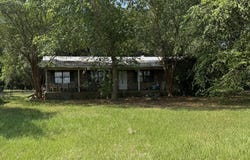 119 Elbert Stringer Lane, Lucedale, MS 39452