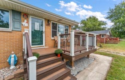 228 E Division Street, DeMotte, IN 46310