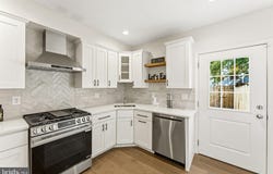 8 W FORT Avenue, BALTIMORE, MD 21230