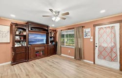 106 Mockingbird Ln, Gilmer, TX 75644