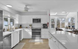 270 Big Pocono Pass, Tannersville, PA 18372