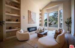 14807 Otsego St, Sherman Oaks, CA 91403