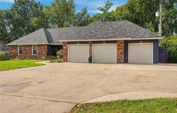 615 Nashua Road, Liberty, MO 64068