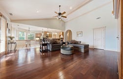 2490 Crescent Moon Ct, Redding, CA 96001