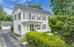 43 Devonshire Court, Middletown, NJ 07748