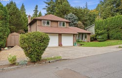 36305 YOCUM Loop, Sandy, OR 97055