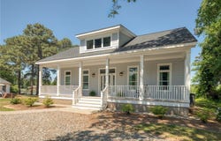 7877 Berkeley Drive, Gloucester Point, VA 23062