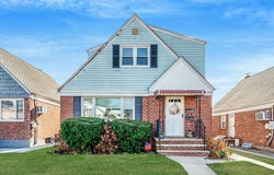 34 Meyer Avenue, Valley Stream, NY 11580