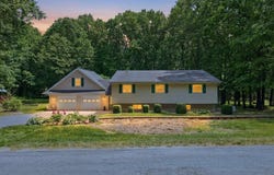 209 Manor Lane E, Lehighton, PA 18235