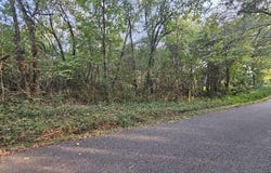 River Rd lot: # 96, Kingston, TN 37763