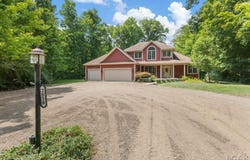 2850 Lee Marie Drive, Adrian, MI 49221