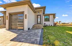 1323 Wesley Dr, PUNTA GORDA, FL 33950