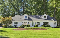 321 Sharon Way, Monroe, NJ 08831