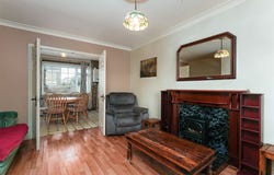 44 Coultry Gardens, Dublin 9, D09R271