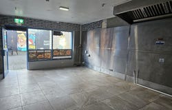 George's Street, Newbridge, W12W299
